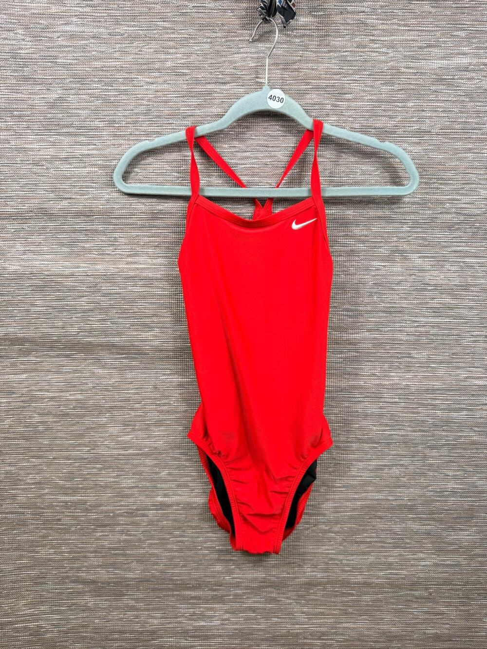 Nike One Piece Swimsuit Womens Size 4 Red Solid Crossback Athletic Lined